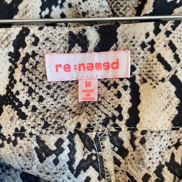 Snakeskin High Waisted Shorts with Removable Belt - Picture 8 of 8